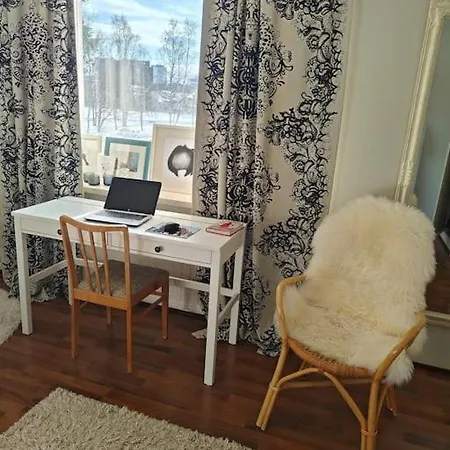 Kaksio Oysn Laehellae, Laempoepaikka Autolle Apartment