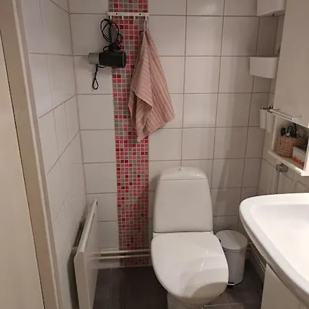 Kaksio Oysn Laehellae, Laempoepaikka Autolle Apartment *