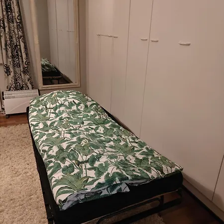 Kaksio Oysn Laehellae, Laempoepaikka Autolle Apartment *